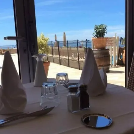 Stella Di Mare Szálloda 3*
