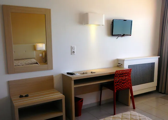 فندق Stella Di Mare 3*